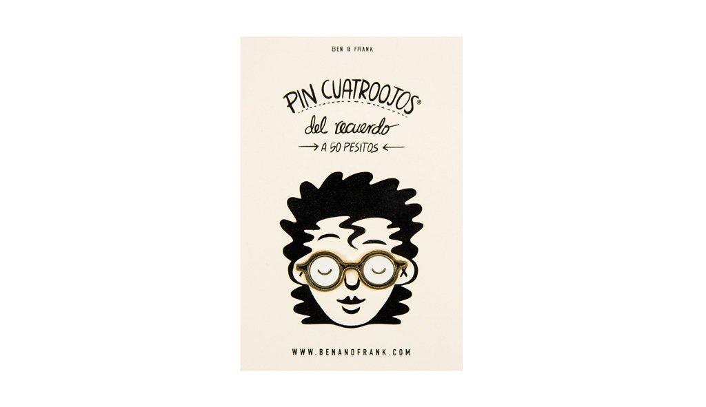 Pin #Cuatroojos Negro